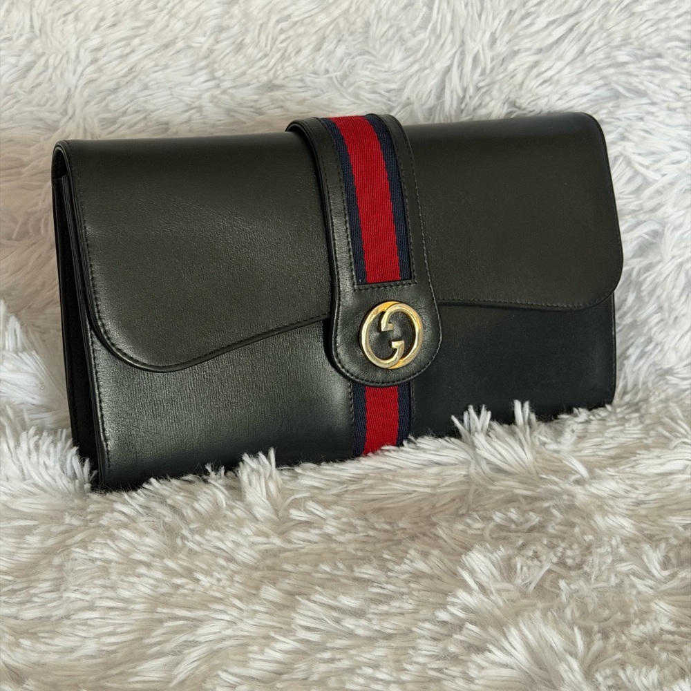 Vintage Gucci  Clutch with Red and Blue Stripe